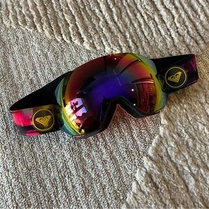 Like New Roxy Frameless Rainbow Snowboard/Ski Goggles